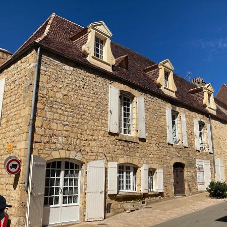 Les Petits Cousins Du Quebec - Chambres D'Hotes A Domme Exterior foto